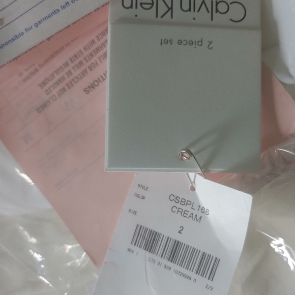 Size 2 Michael Kors 2-piece suit. Cream! Yasss! - Picture 13 of 15